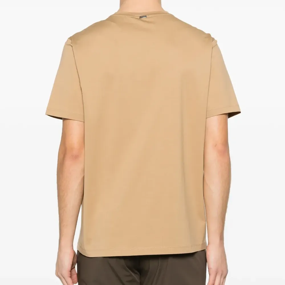 Футболка с круглым вырезом