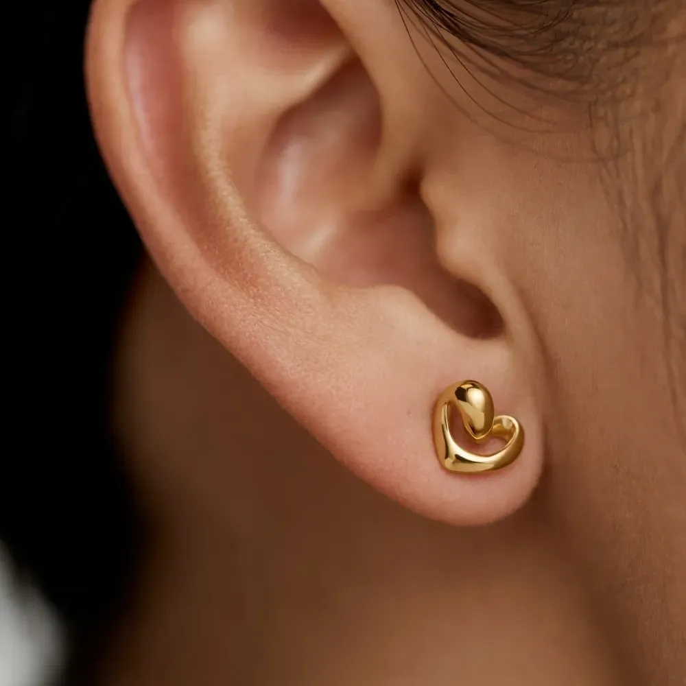 Маленькие серьги-гвоздики Infinity Маленькие серьги-гвоздики Infinity