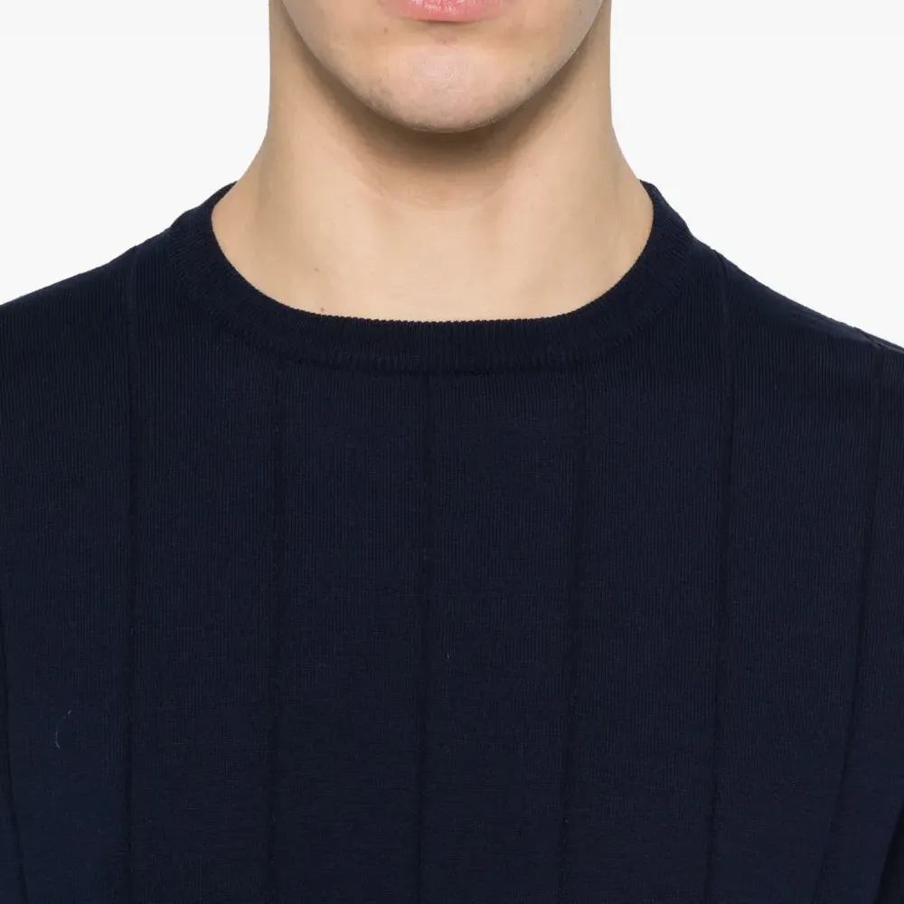 Полосатая футболка