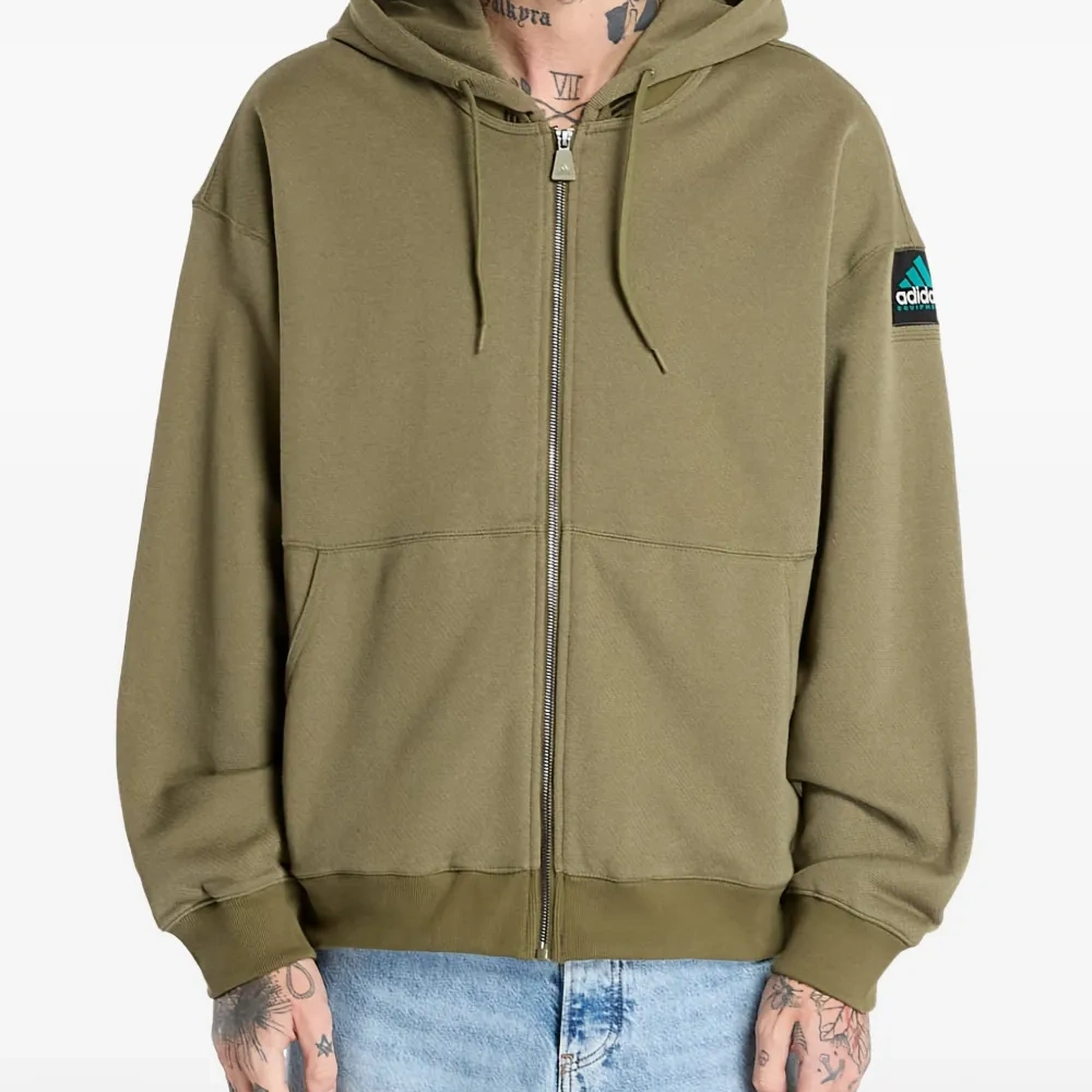 Толстовка на молнии