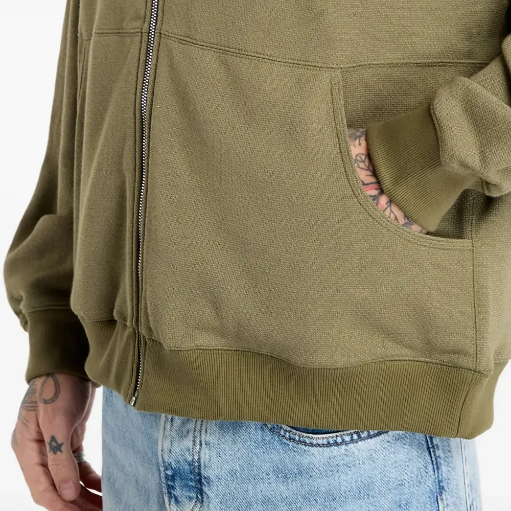 Толстовка на молнии