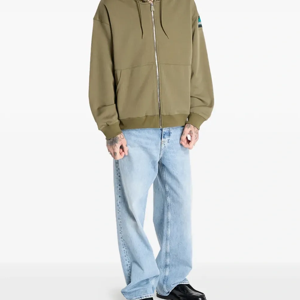 Толстовка на молнии