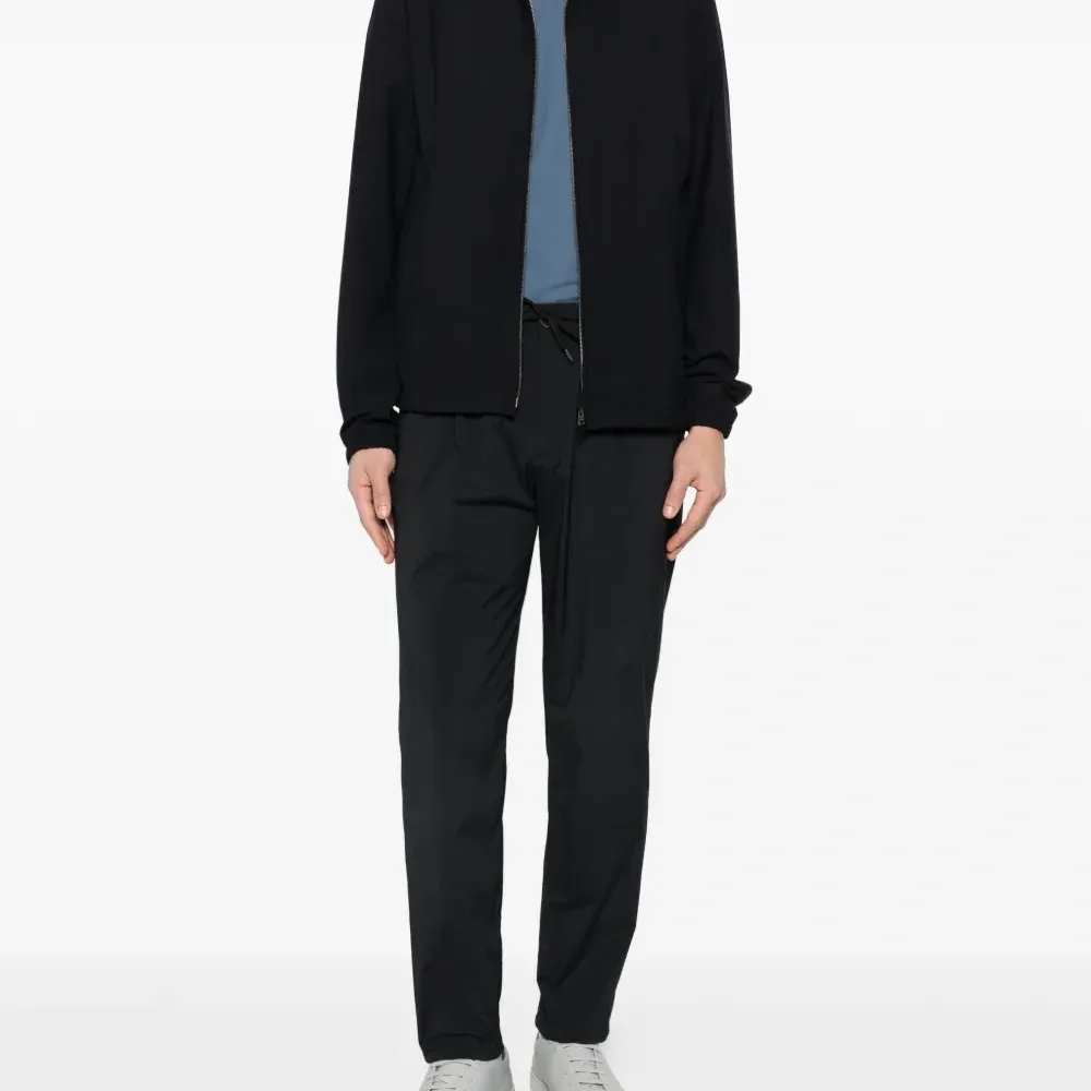 Брюки на завязках