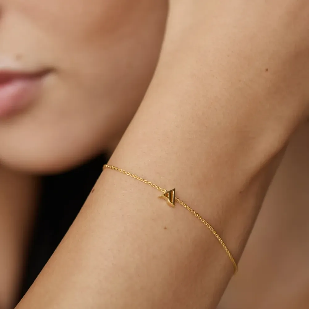 Цепочный браслет Initial J Цепочный браслет Initial J