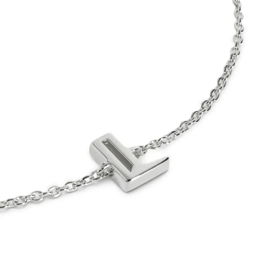 Цепочный браслет с подвеской-инициалом