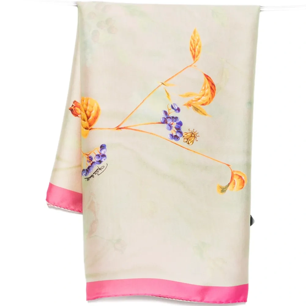 Шарф с цветочным принтом