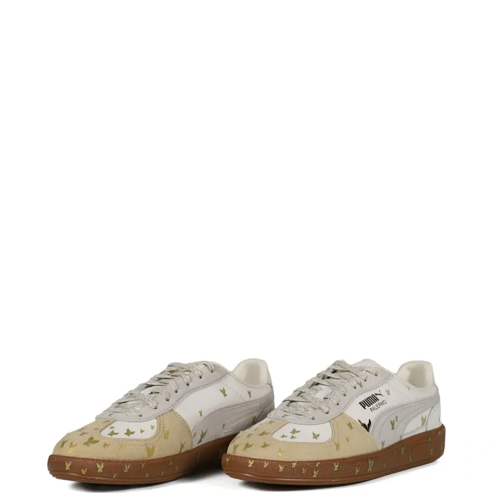 Кроссовки на шнуровке с логотипом