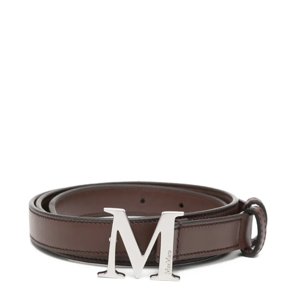 Кожаный ремень с пряжкой