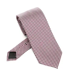 Шелковый галстук с узором Шелковый галстук с узором