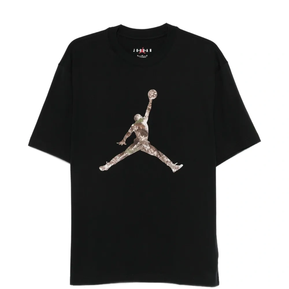 Футболка с графичным принтом