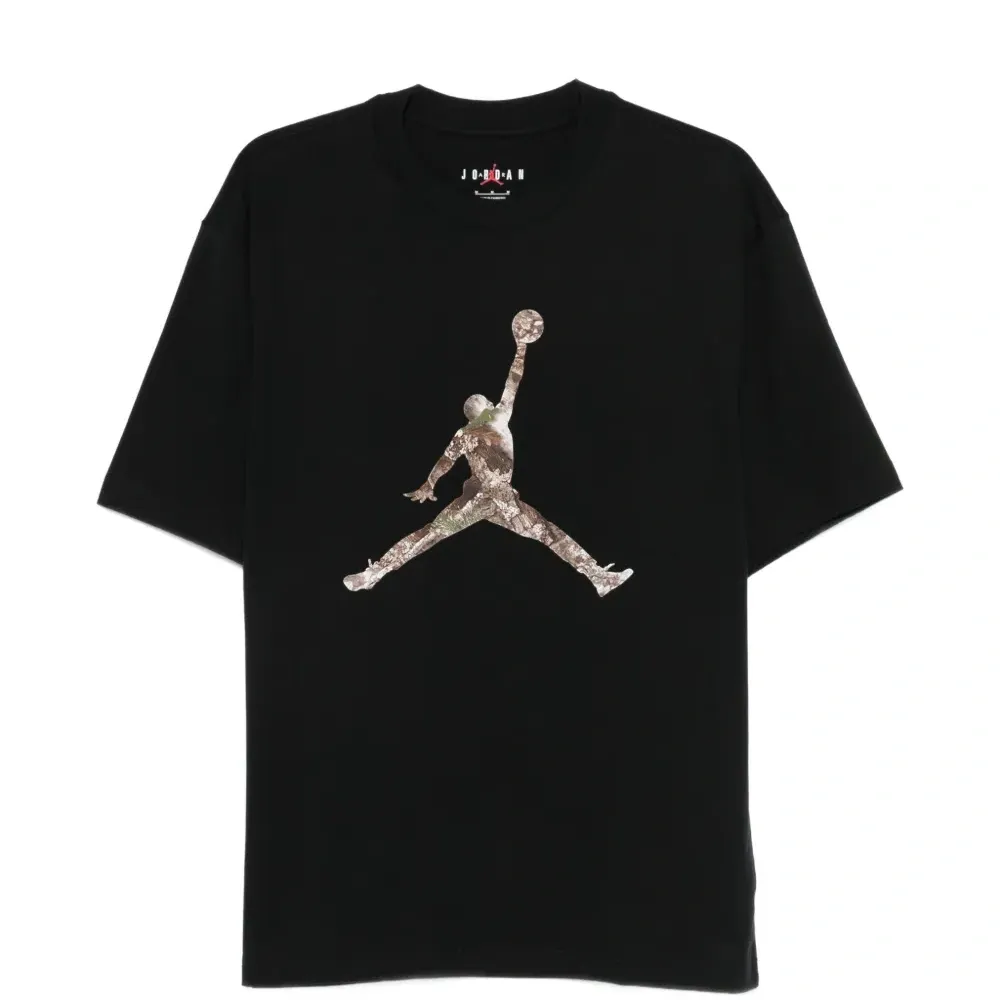 Футболка с графичным принтом Футболка с графичным принтом