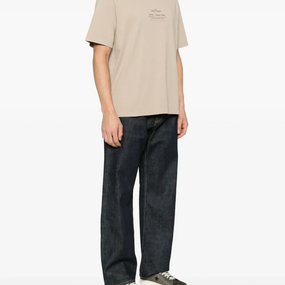 Футболка с принтом