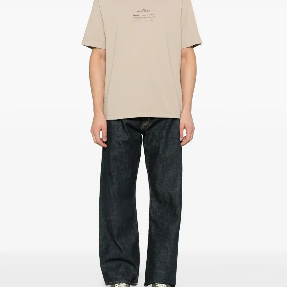 Футболка с принтом