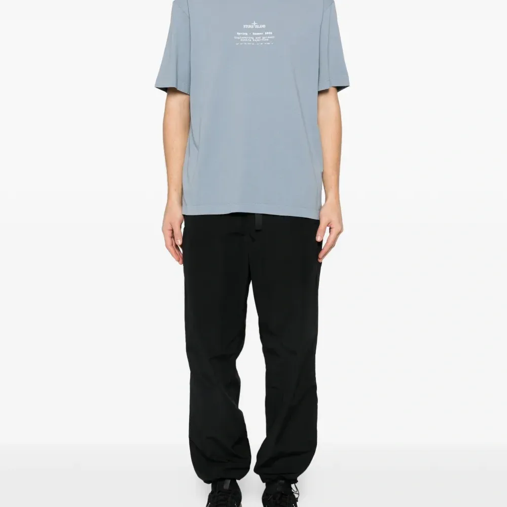 Футболка Compass