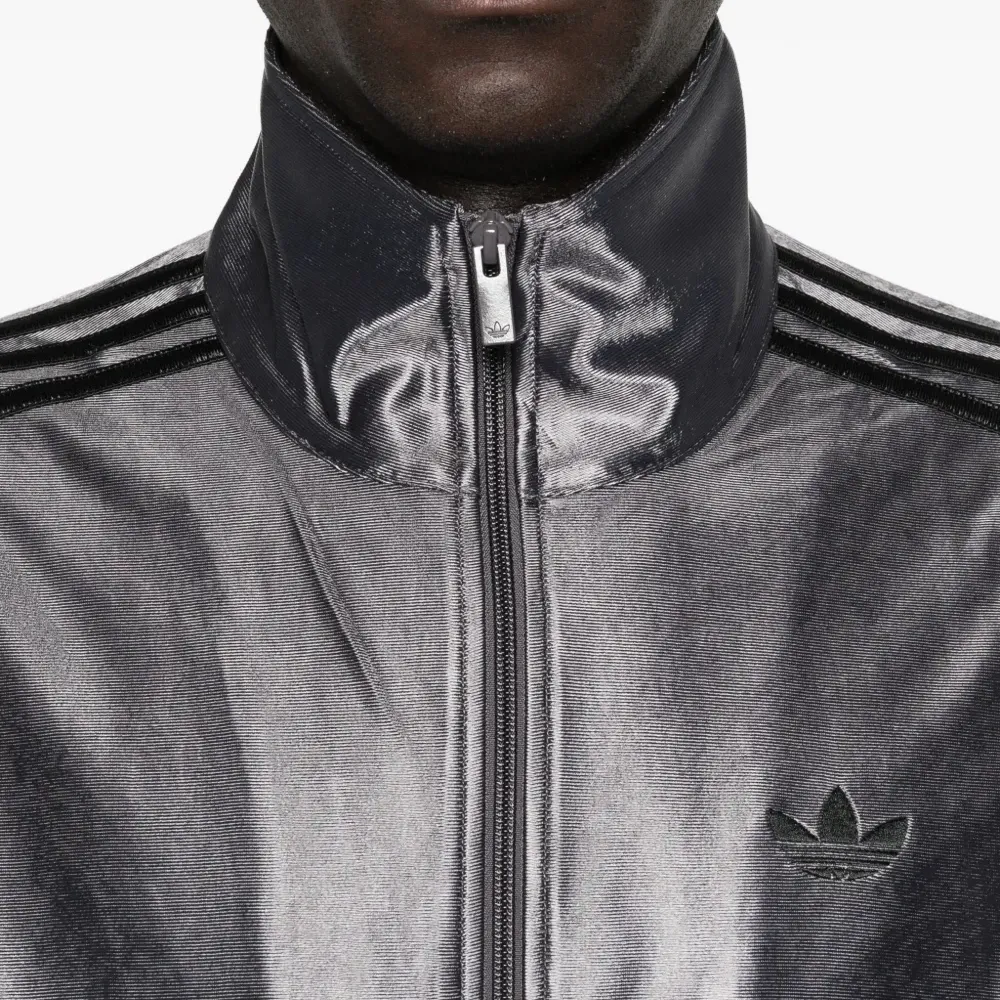 Куртка на молнии с полосатыми деталями