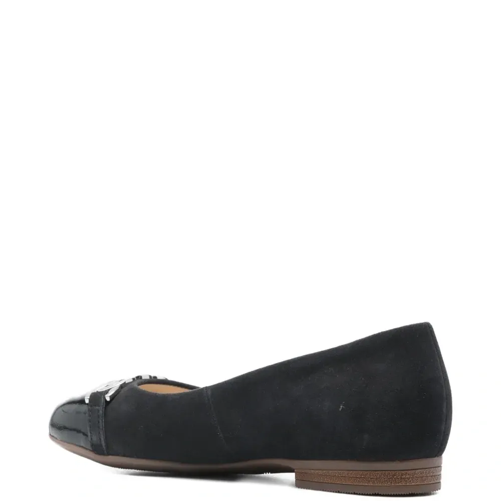 Балетки с цепочкой