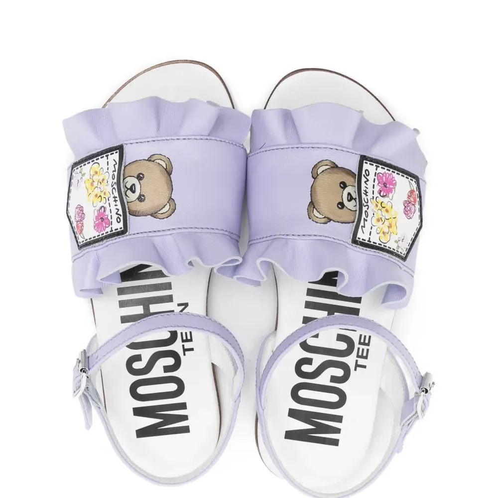 Босоножки из кожи с оборками