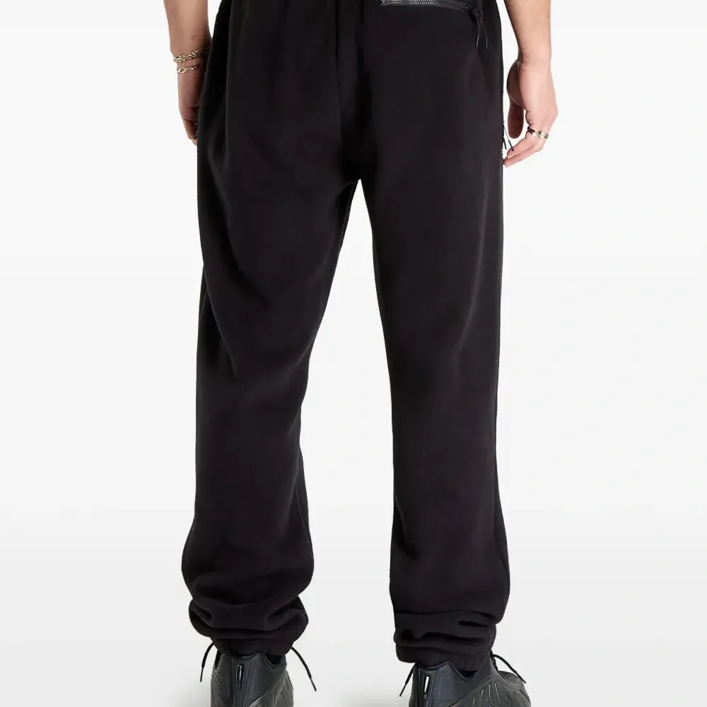 Спортивные брюки на кулиске