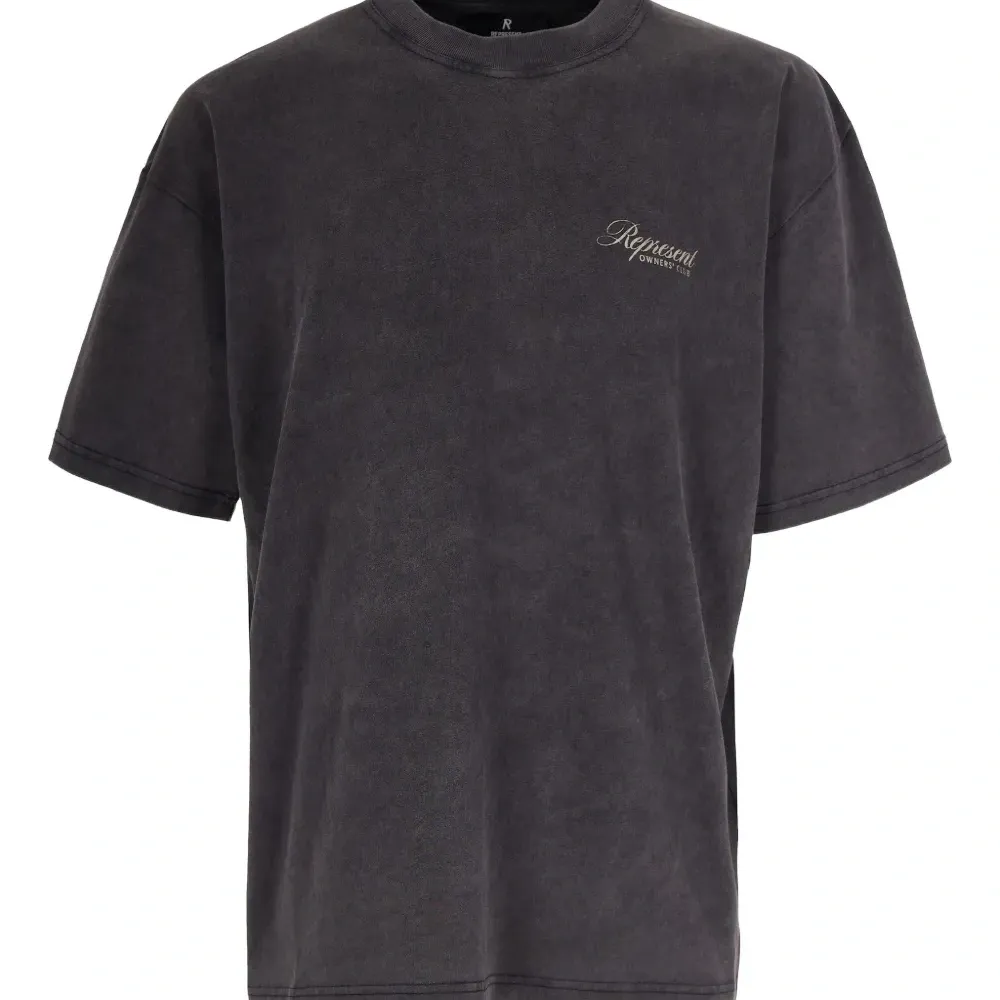 Футболка с принтом логотипа