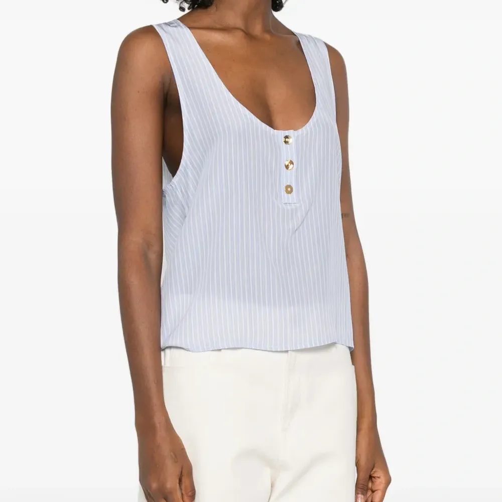 Топ в полоску на пуговицах