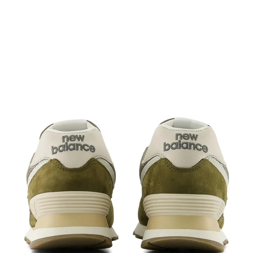 Кроссовки с логотипом