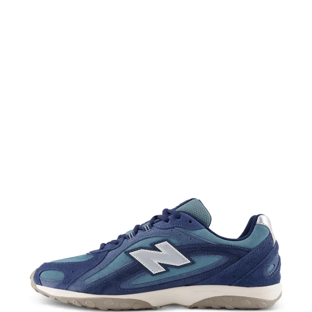 Кроссовки 204L с аппликацией