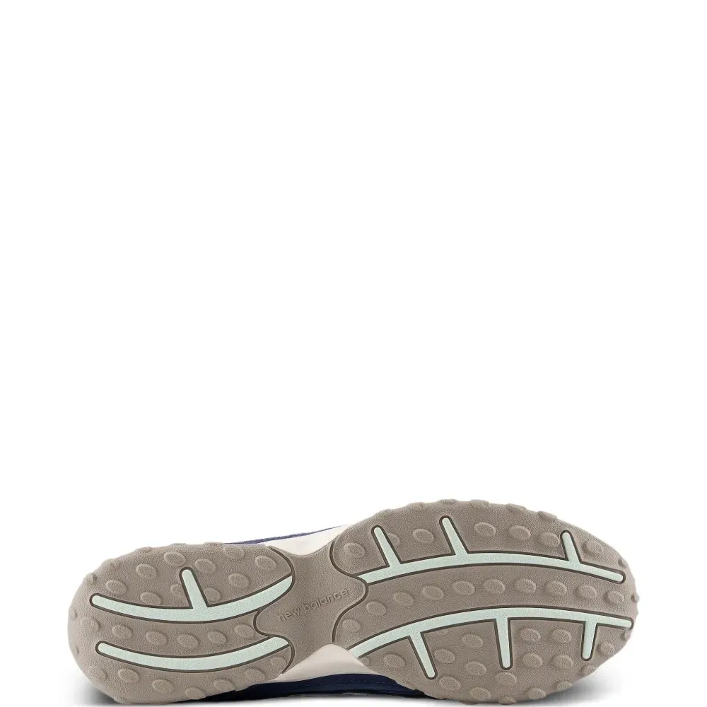 Кроссовки 204L с аппликацией