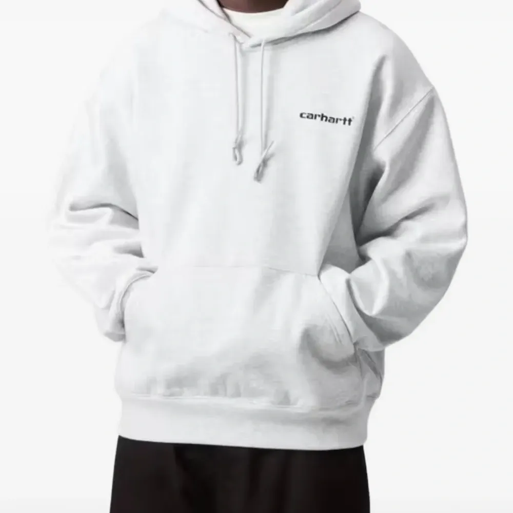 Худи с карманом-кенгуру