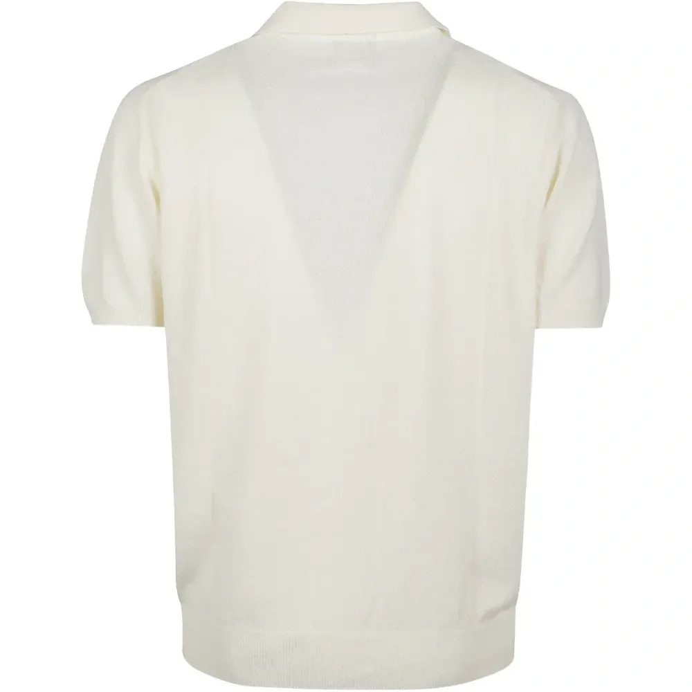 Футболка с воротником-крылышком