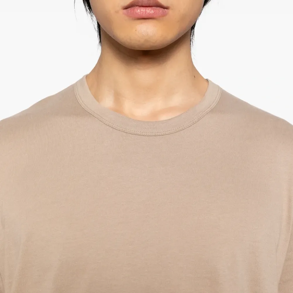 Футболка с круглым вырезом