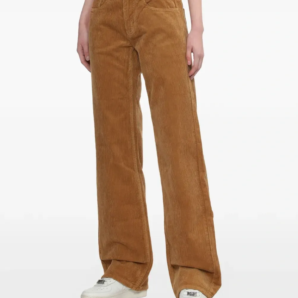 Вельветовые брюки прямого кроя