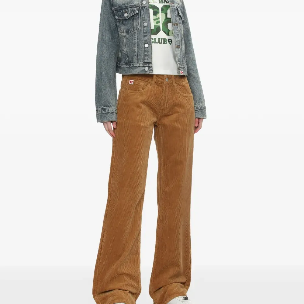 Вельветовые брюки прямого кроя