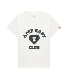 Футболка с логотипом в виде сердца