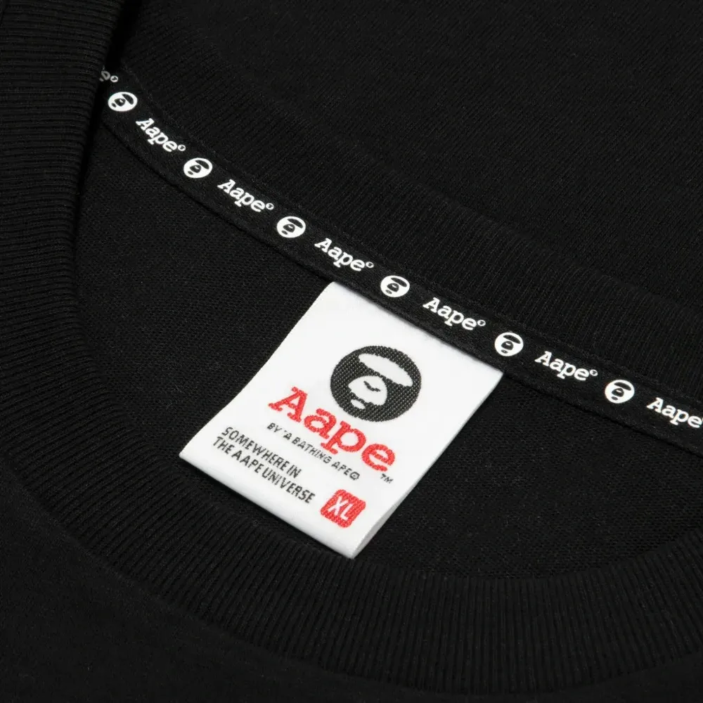 Футболка с логотипом