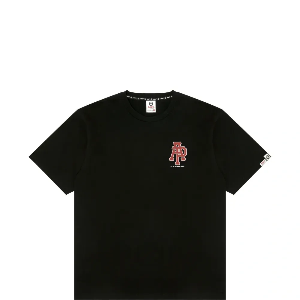 Футболка с логотипом