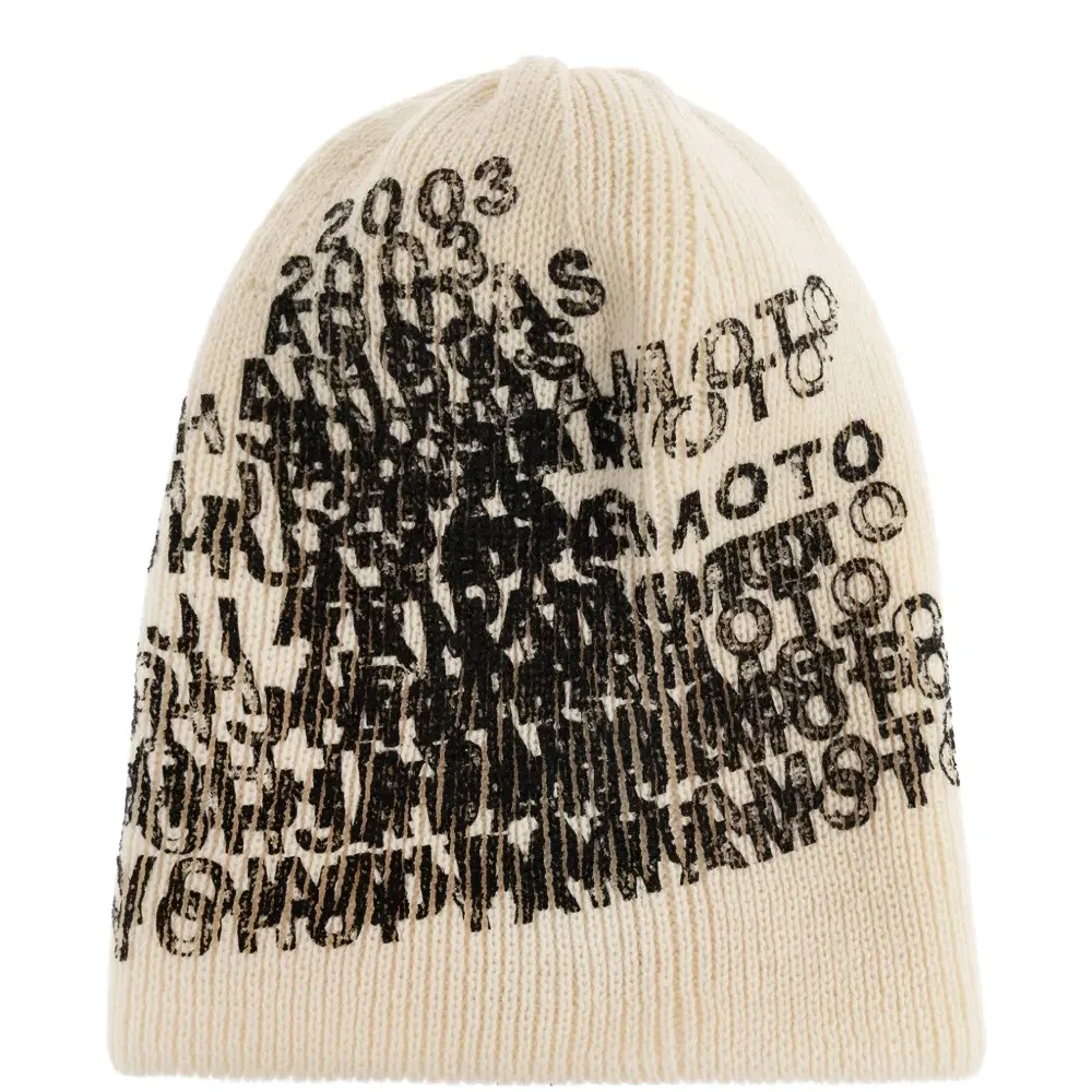 Шапка с принтом