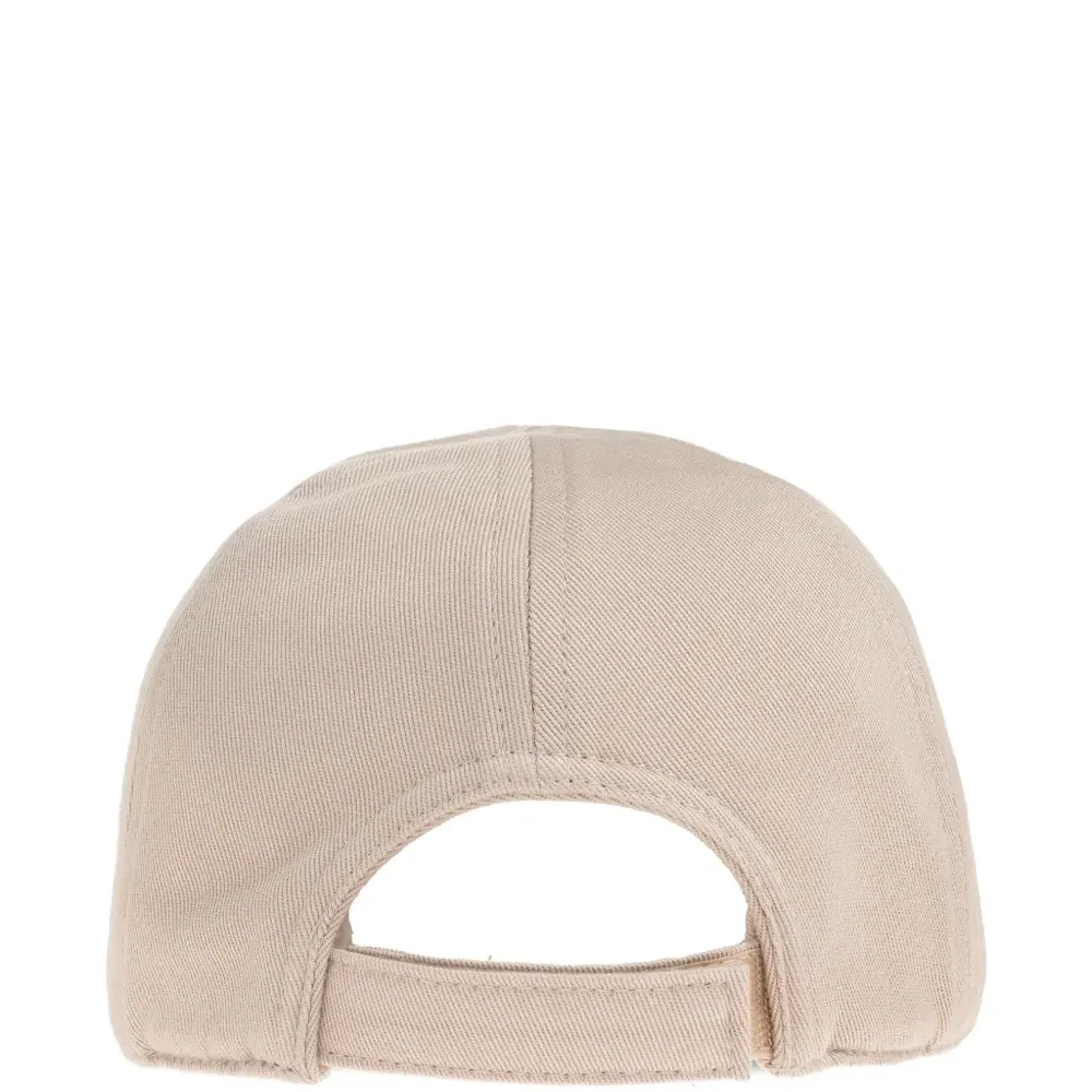 Бейсболка с логотипом