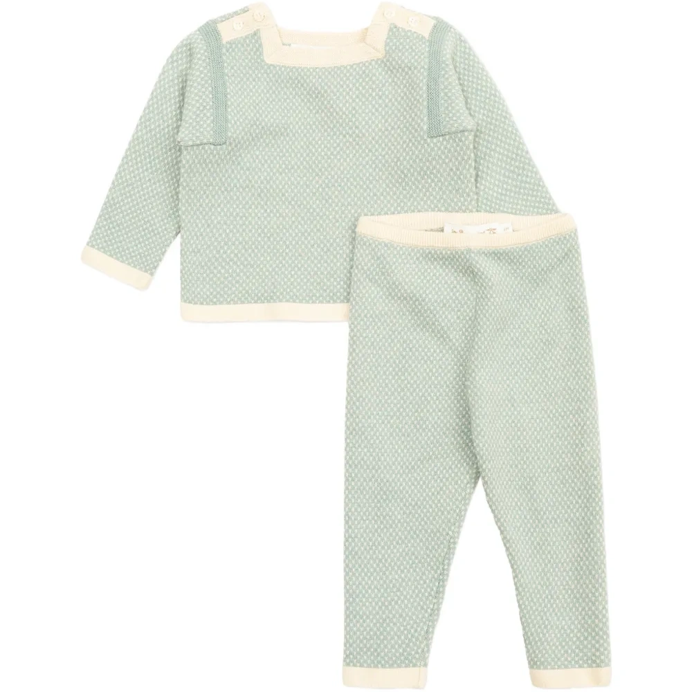 Комплект с длинным рукавом и брюками