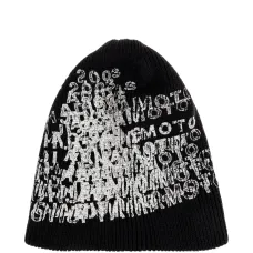 Графичная (или с принтом) шапка