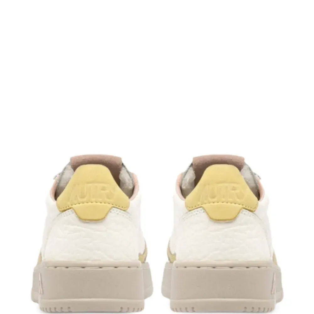 Кроссовки Medalist на шнуровке