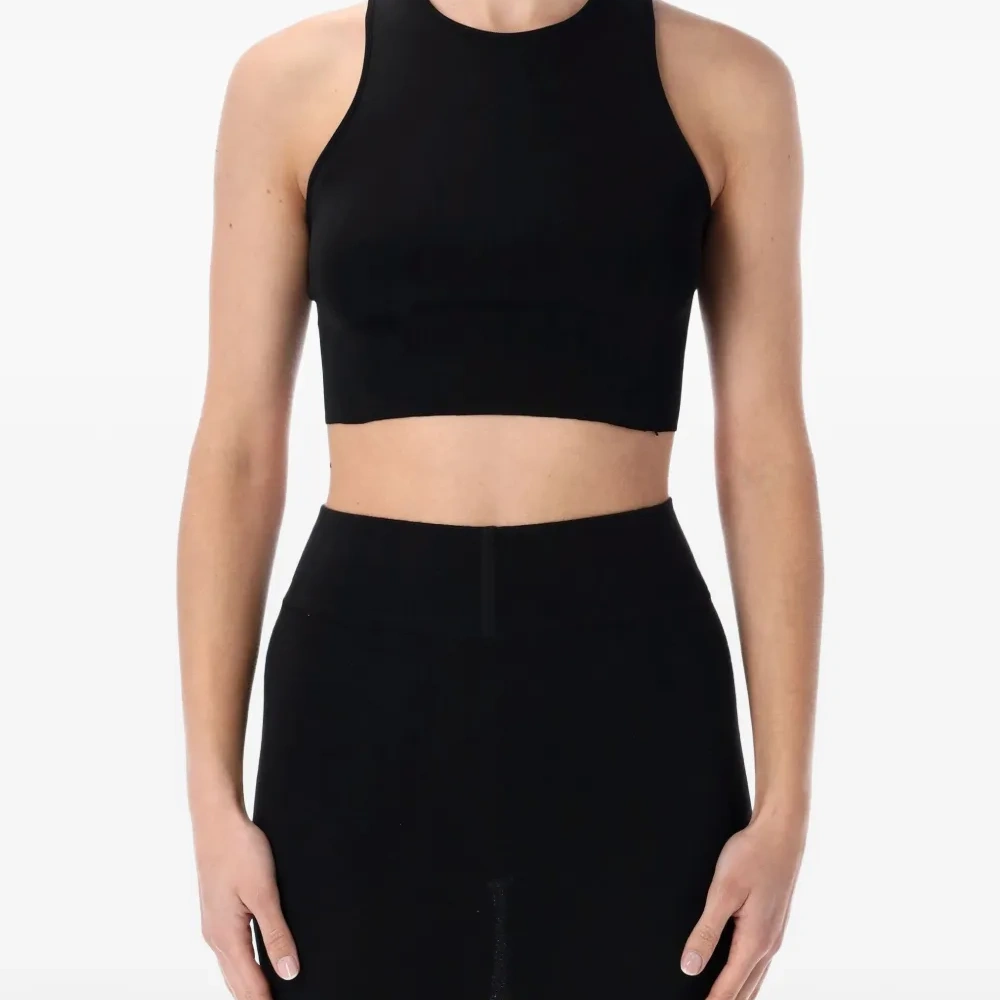 Укороченный топ Укороченный топ