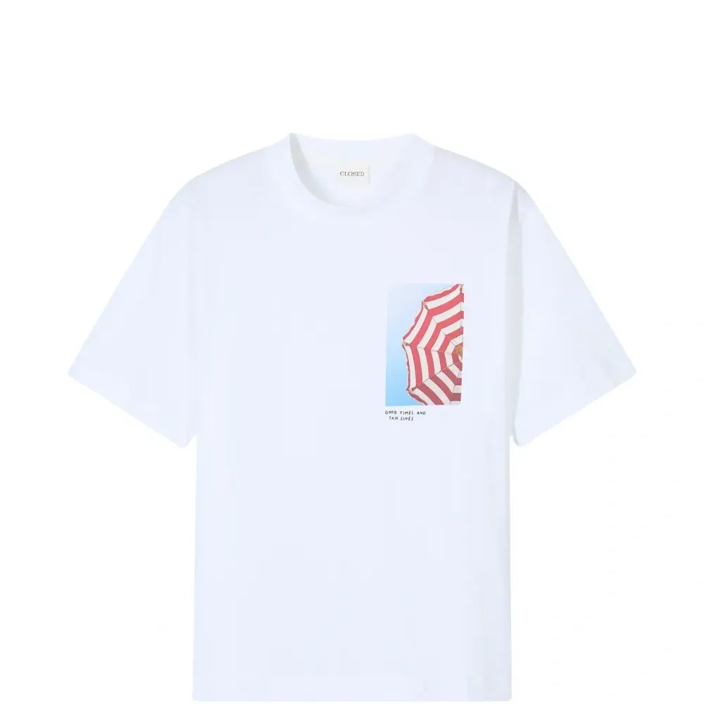 Футболка с графичным принтом Футболка с графичным принтом