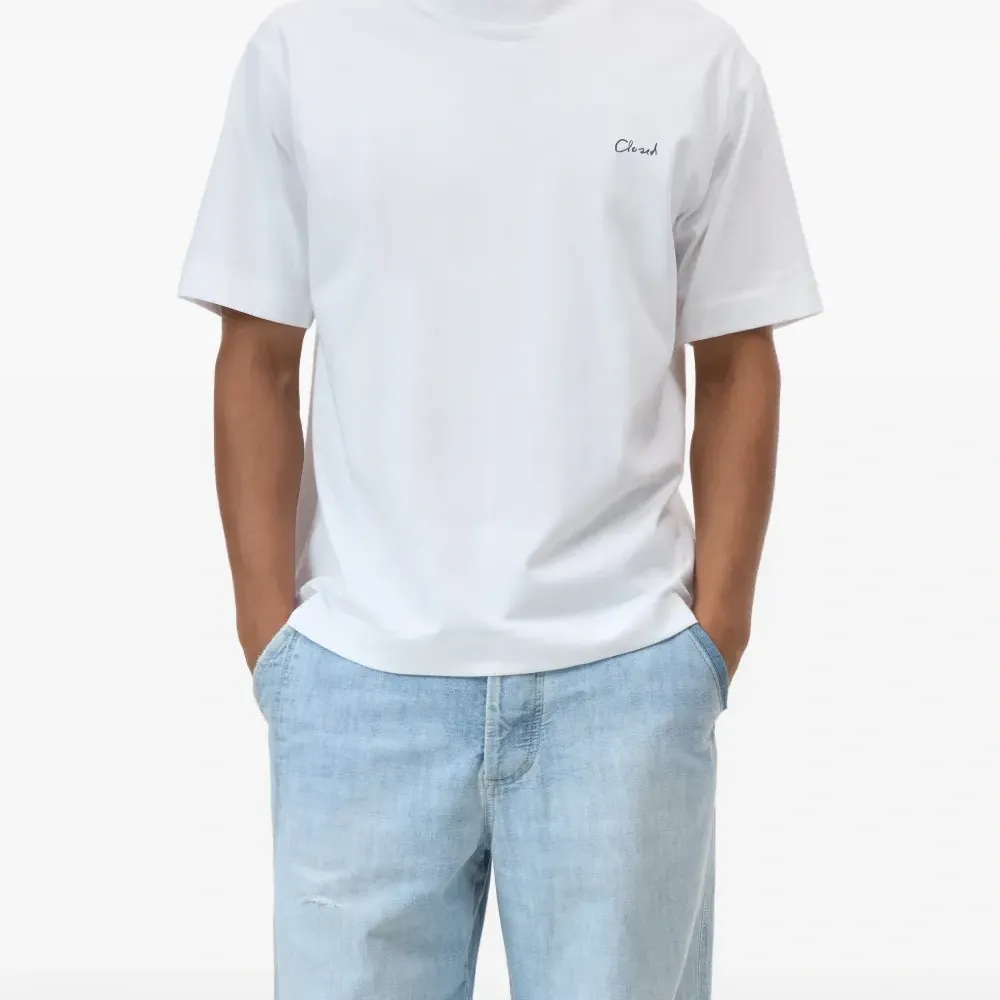 Футболка с логотипом