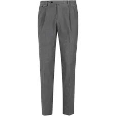 Плиссированные брюки с боковыми карманами