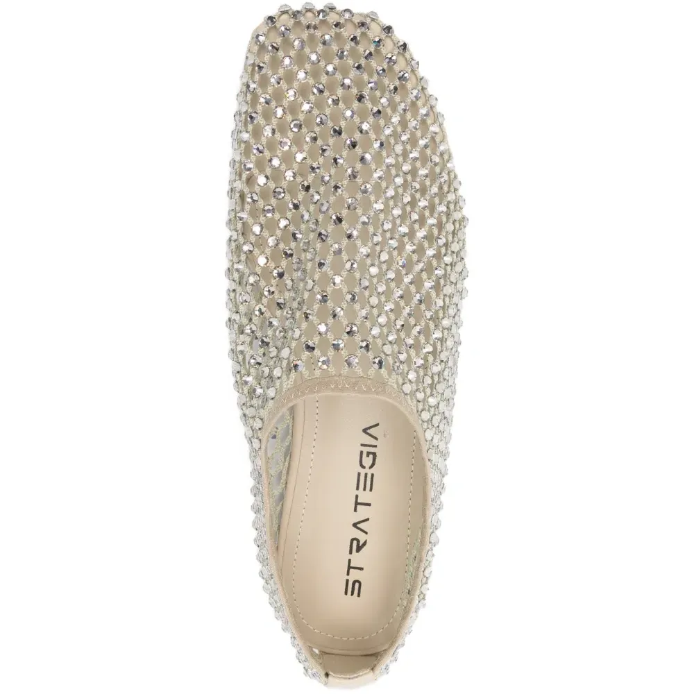 Балетки, украшенные стразами Балетки, украшенные стразами