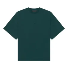 Футболка с вышитым логотипом