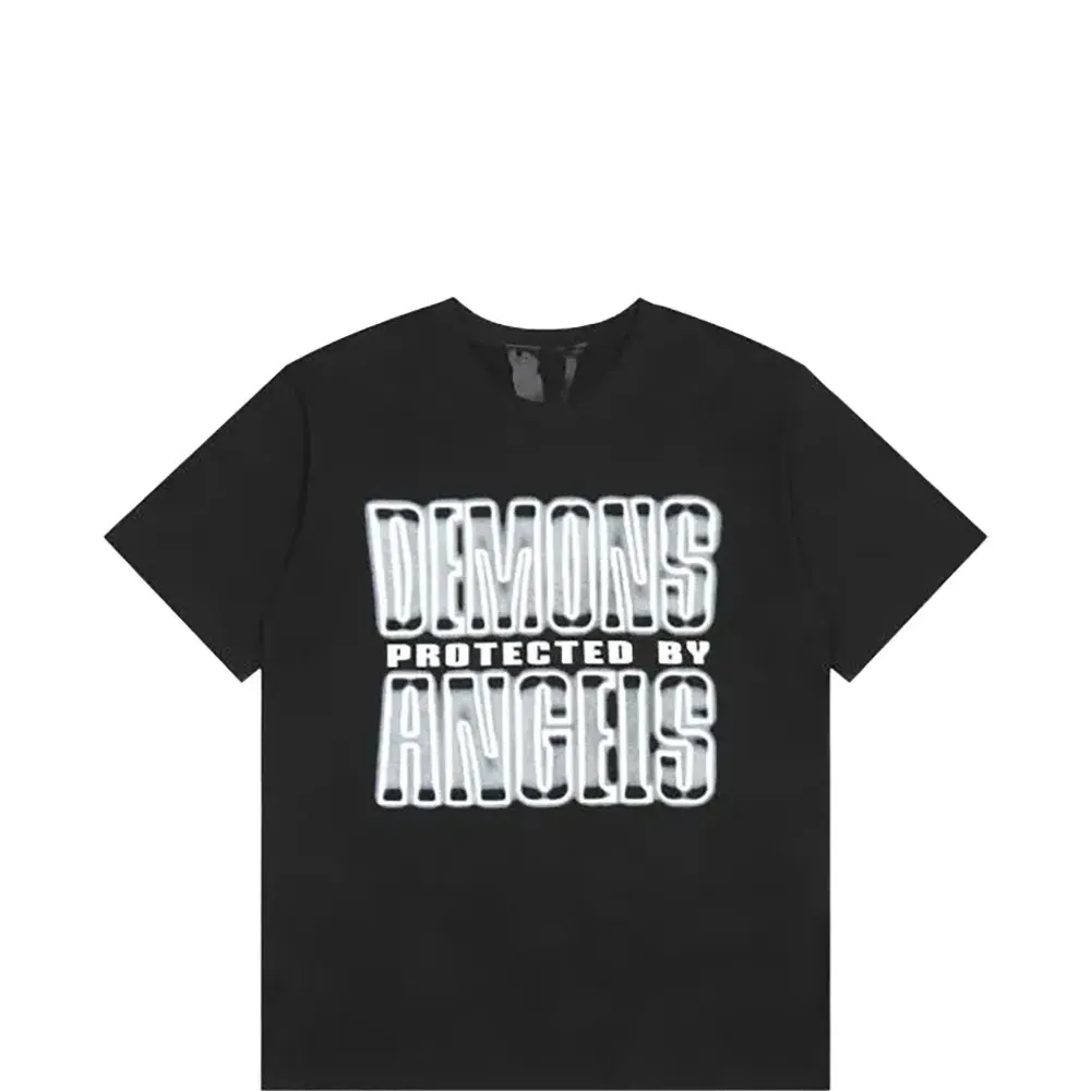 Футболка с графичным принтом из коллаборации с Nav DPBA Футболка с графичным принтом из коллаборации с Nav DPBA