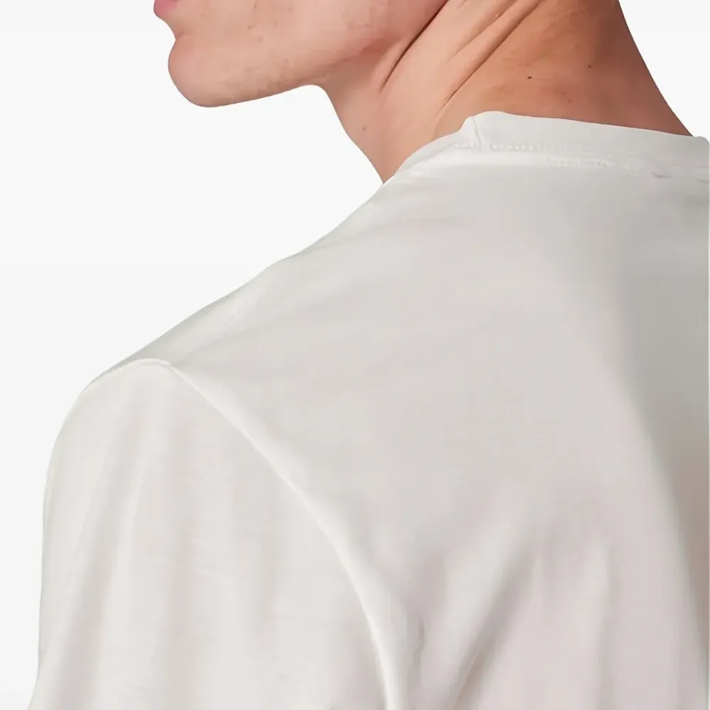 Футболка с логотипом в виде зебры