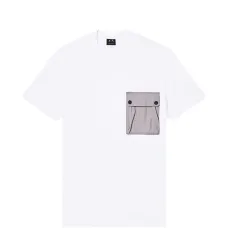 Футболка с накладным карманом