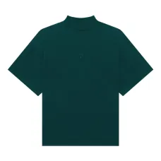 Футболка с высоким воротником Футболка с высоким воротником